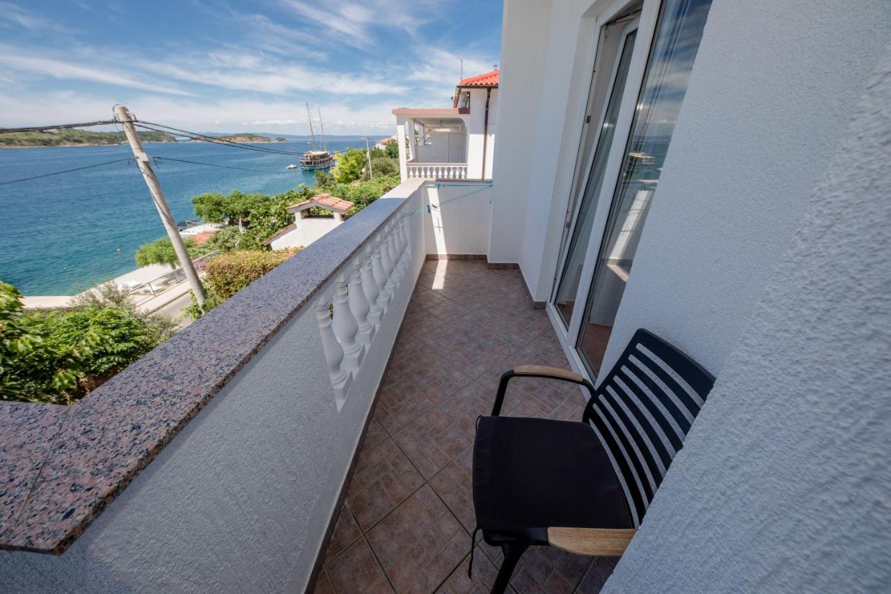 Apartments And Rooms By The Sea Supetarska Draga - Gornja, Rab - 11579 מראה חיצוני תמונה