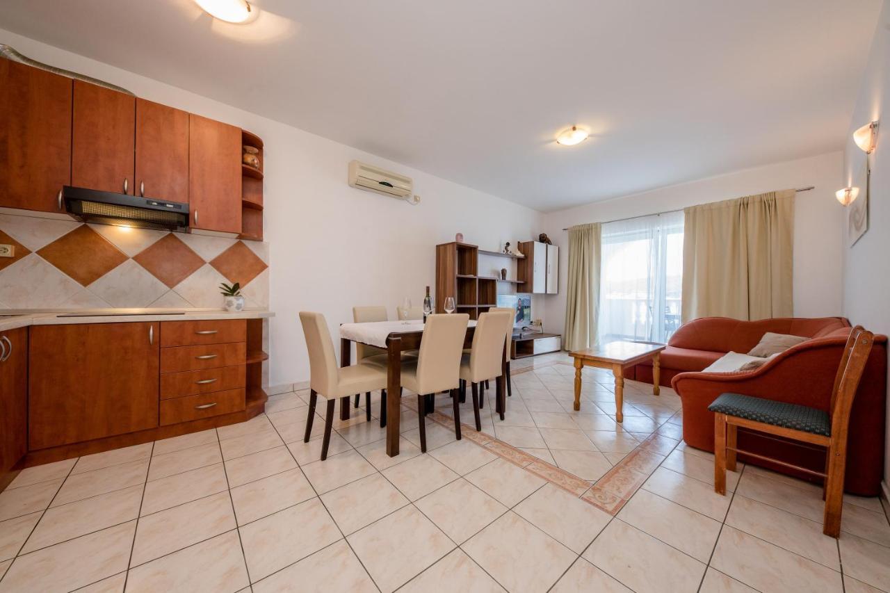 Apartments And Rooms By The Sea Supetarska Draga - Gornja, Rab - 11579 מראה חיצוני תמונה