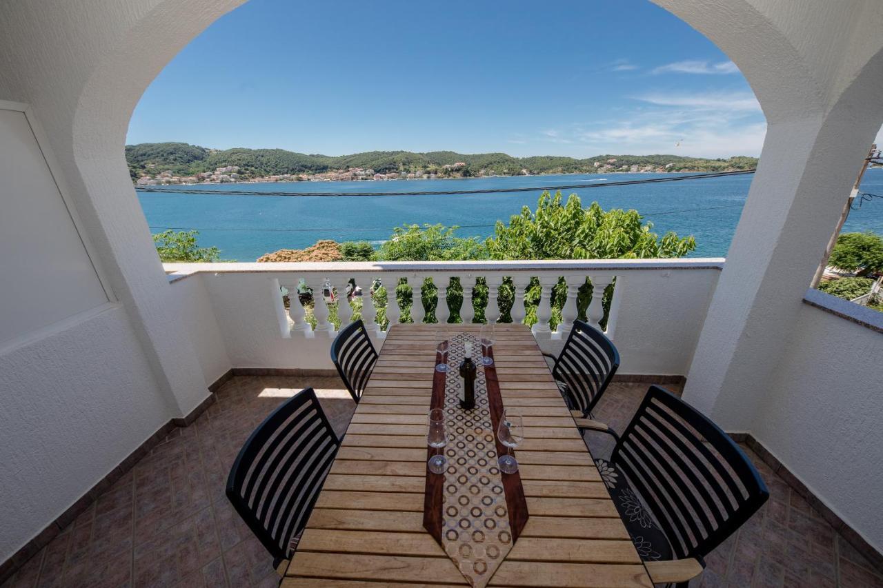 Apartments And Rooms By The Sea Supetarska Draga - Gornja, Rab - 11579 מראה חיצוני תמונה