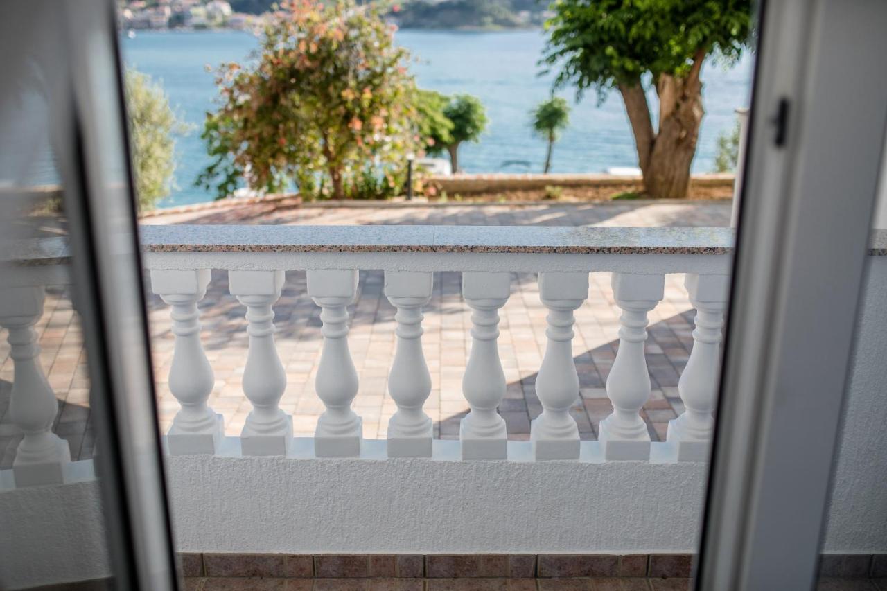 Apartments And Rooms By The Sea Supetarska Draga - Gornja, Rab - 11579 מראה חיצוני תמונה