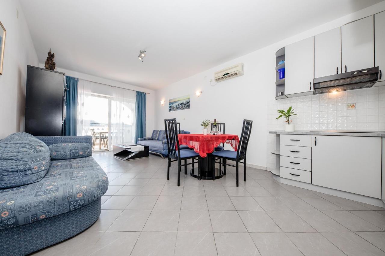 Apartments And Rooms By The Sea Supetarska Draga - Gornja, Rab - 11579 מראה חיצוני תמונה