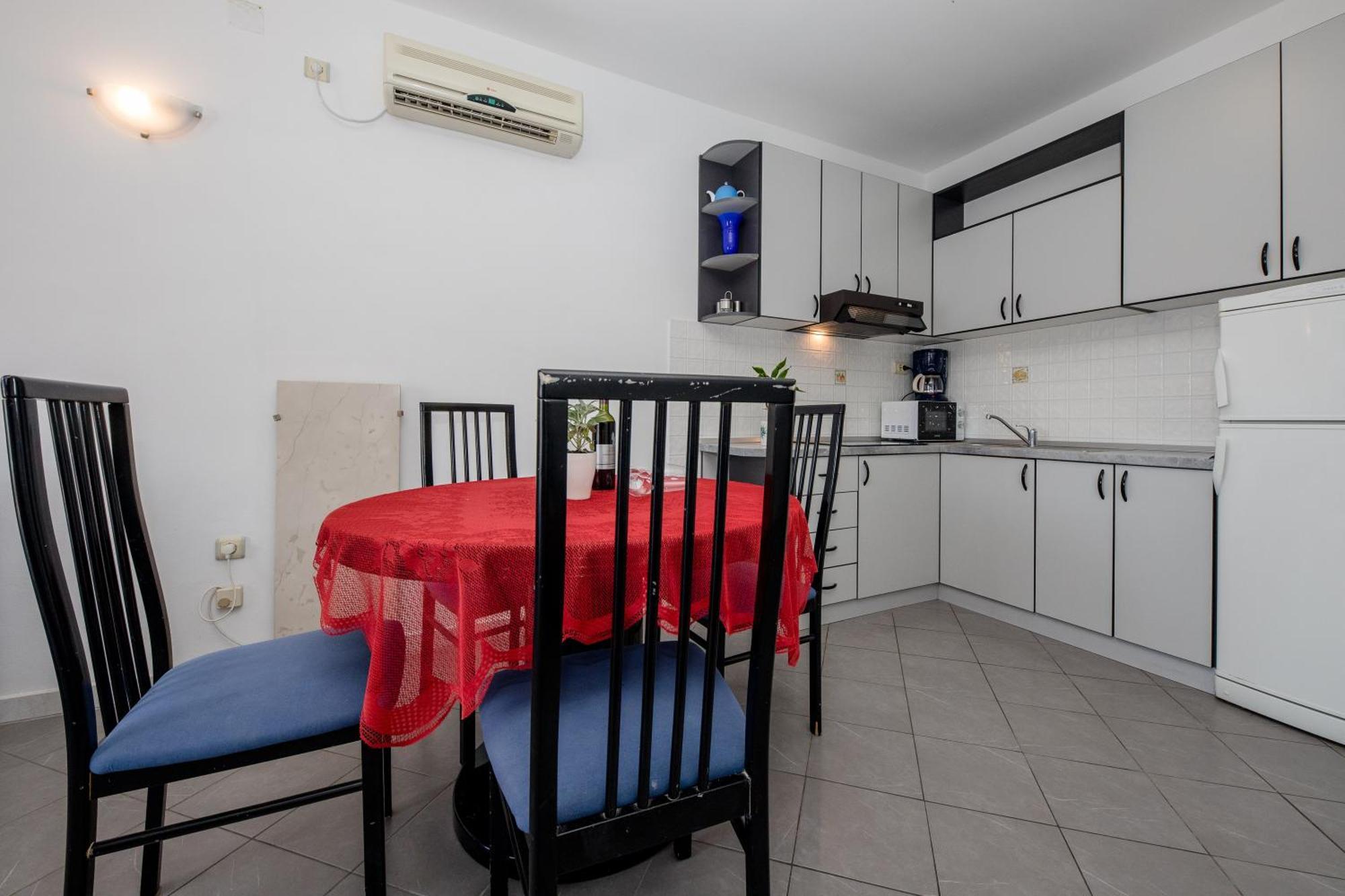 Apartments And Rooms By The Sea Supetarska Draga - Gornja, Rab - 11579 חדר תמונה